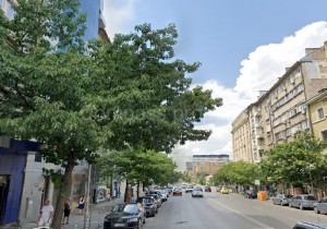 Четиристаен апартамент - София, Център