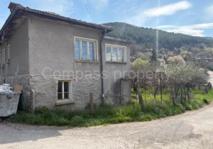 Къща - София, с. Мърчаево