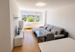 Тристаен апартамент - София, Медицинска академия непосредтвено до Пиргов, ул. Лайош Кошут и бул. Пенчо Славейков