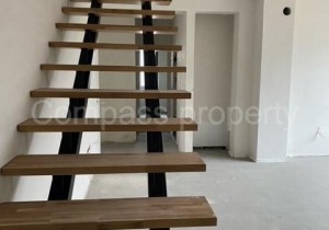 Четиристаен апартамент - София, Карпузица